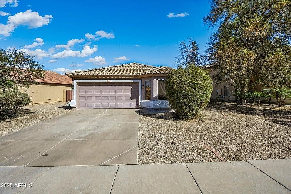 10930 W Wilshire Dr Avondale, AZ 85392 photo 2