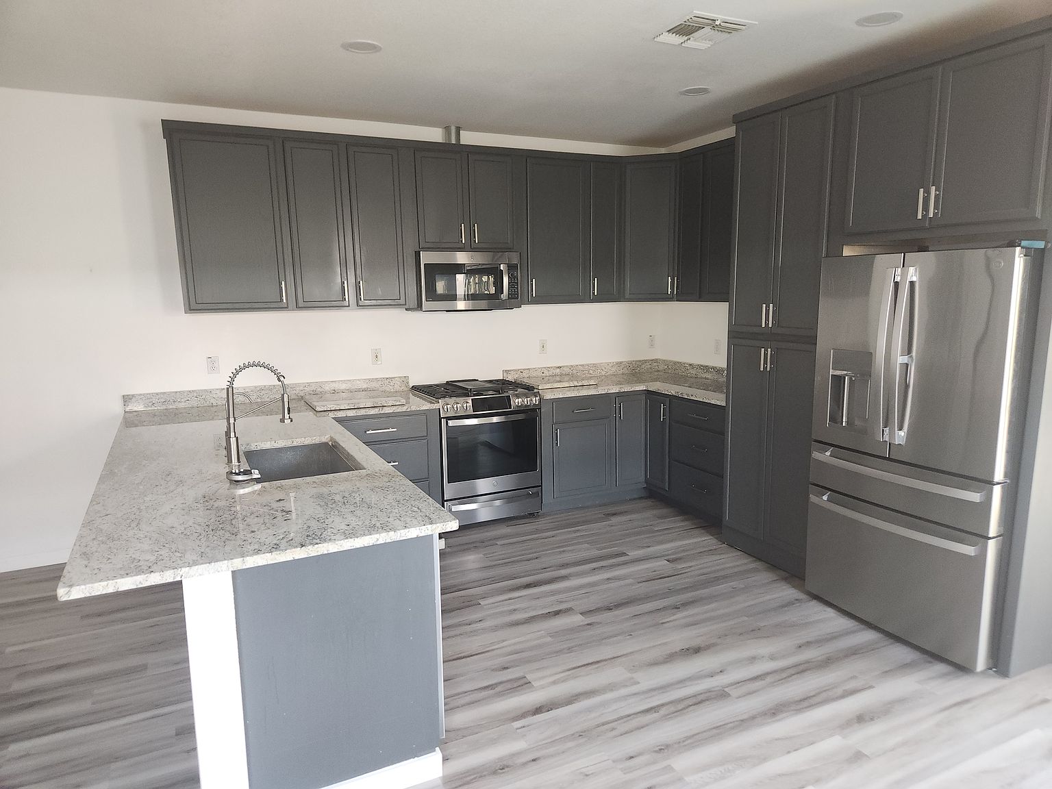 3028 W Desert Vista Trl photo 3