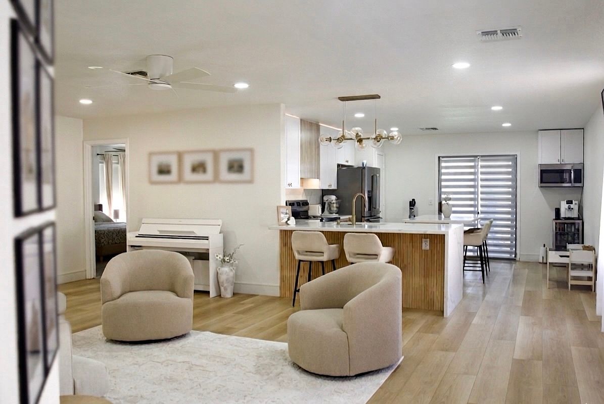 3114 W Mark Ln Phoenix, AZ 85083 photo 2