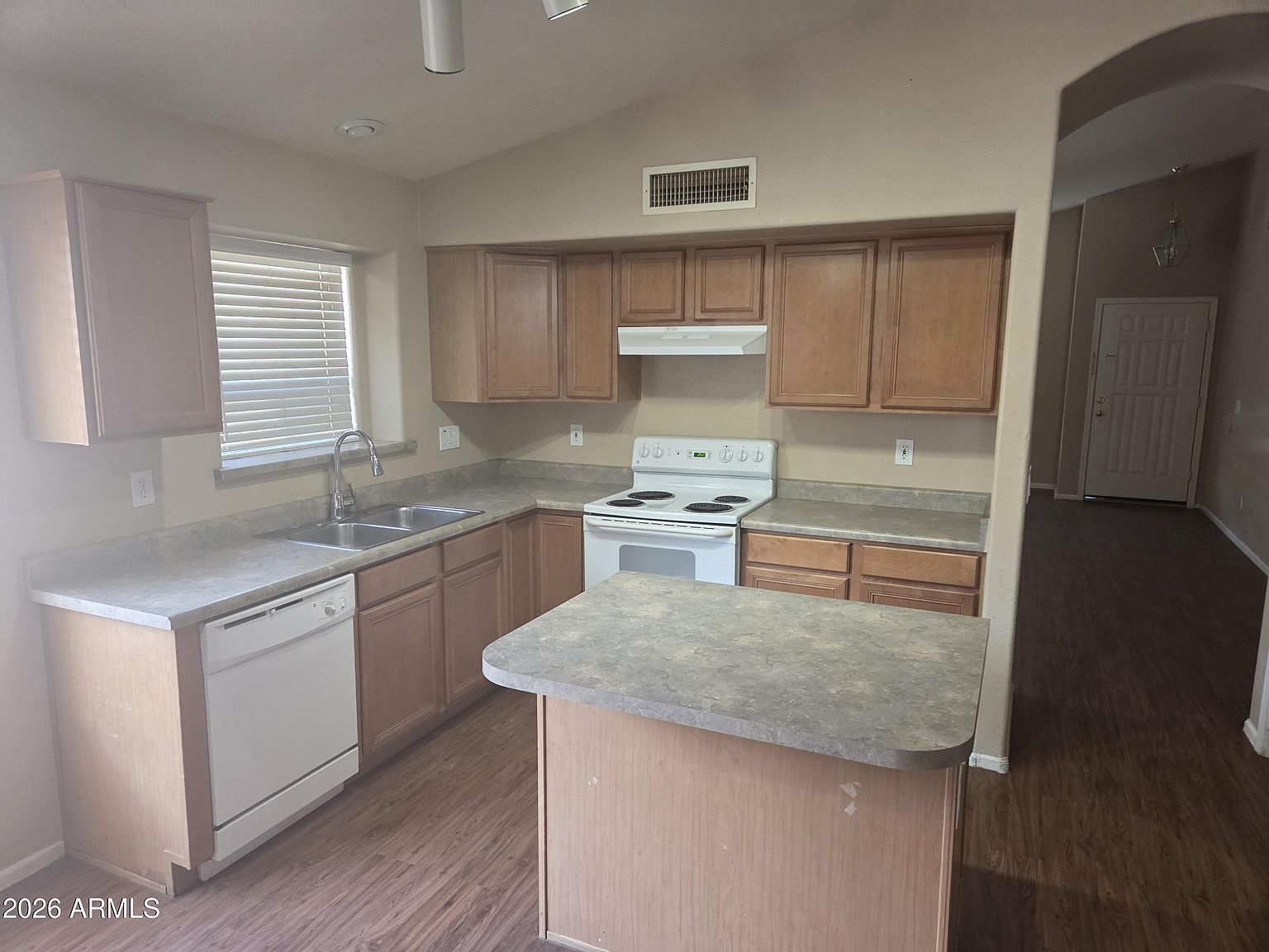 2444 W Blue Sky Dr Phoenix, AZ 85085 photo 5
