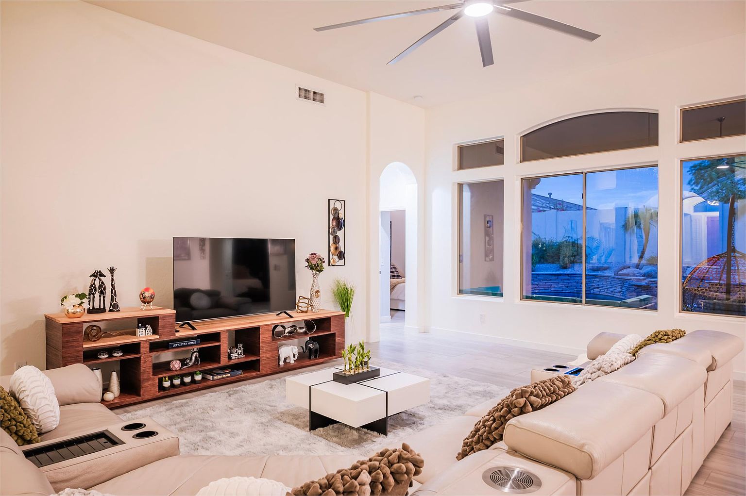 7678 E Starla Dr photo 4