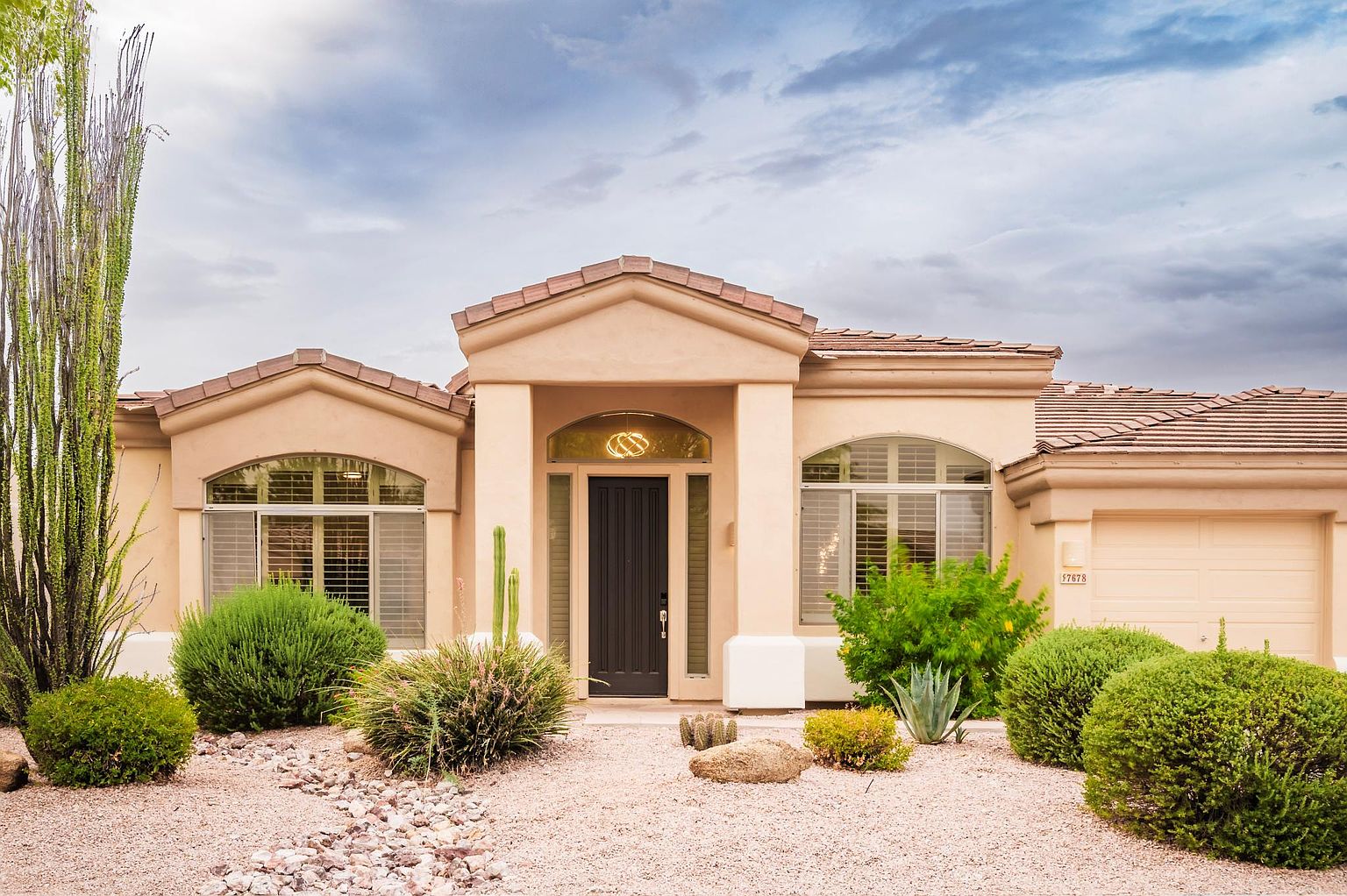 7678 E Starla Dr photo 2