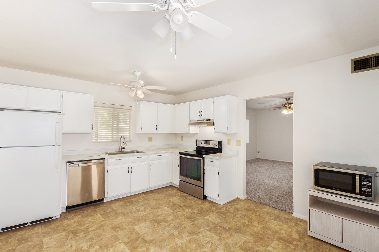 15611 N 23rd Pl
