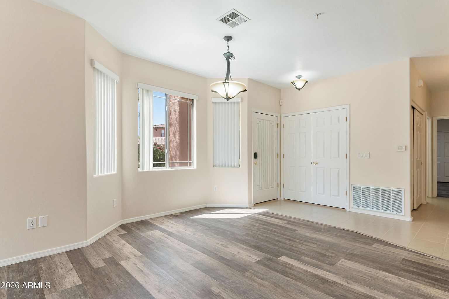 11500 E Cochise Dr photo 4