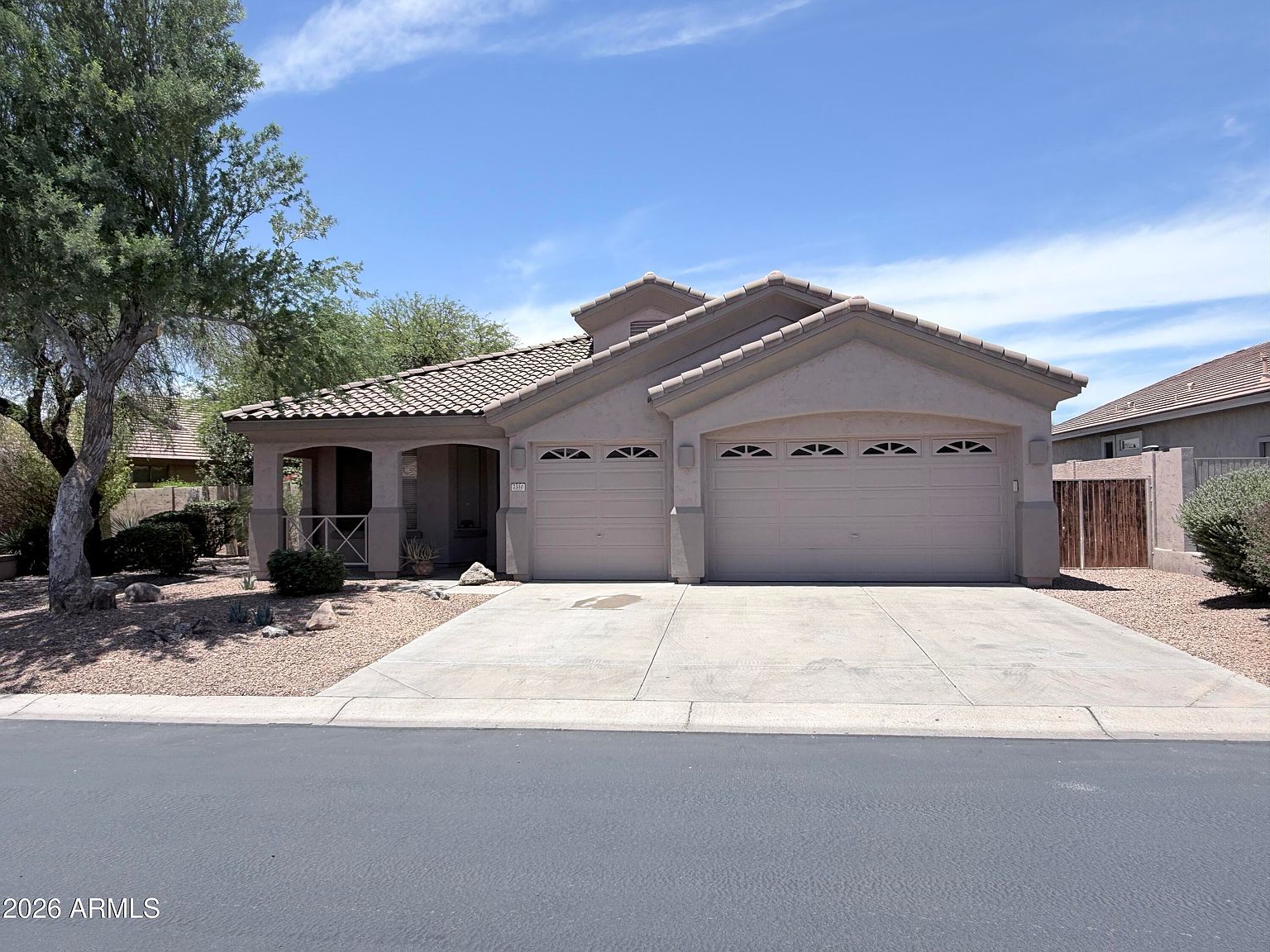 7310 E Mallory Cir Mesa, AZ 85207 photo 2