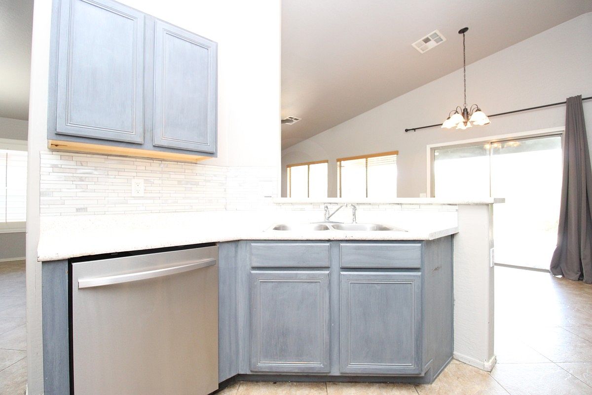 5406 W Ian Dr photo 4