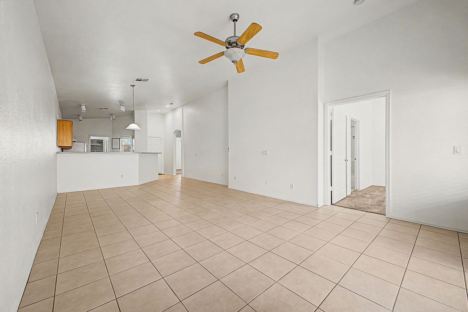 32 N Eaton Pl photo 5