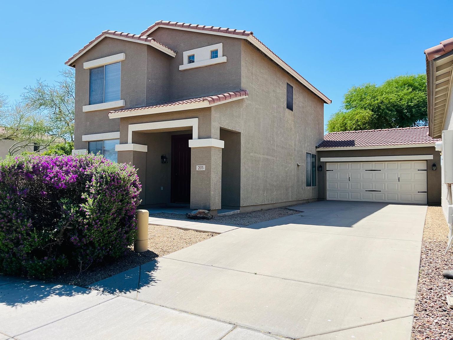 203 W Nolan Way photo 2