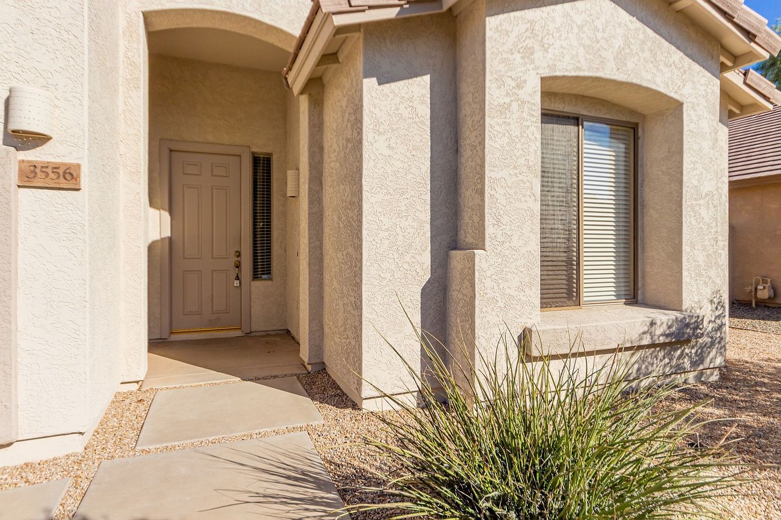 3556 E Hampton Ln Gilbert, AZ 85295 photo 2