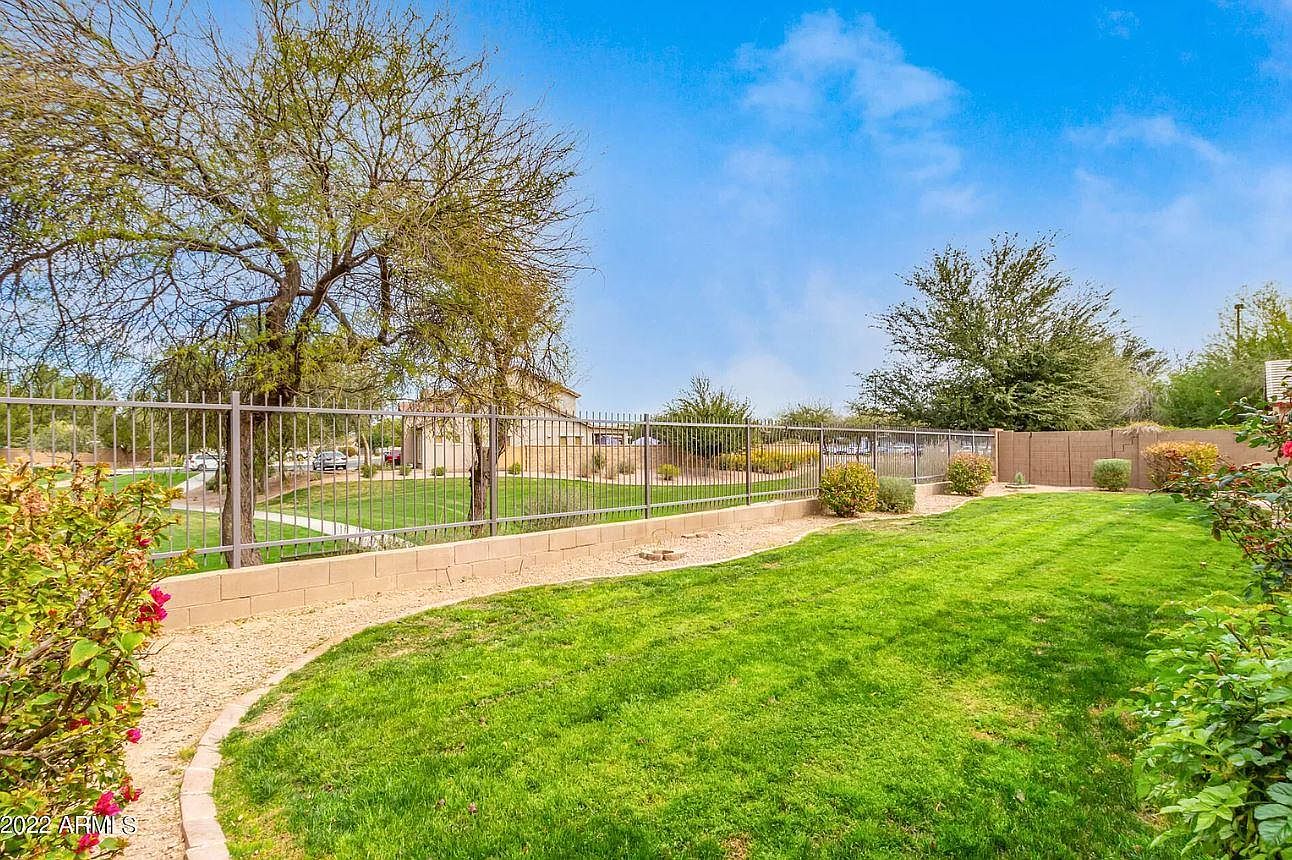 3454 E Rosa Ln photo 2