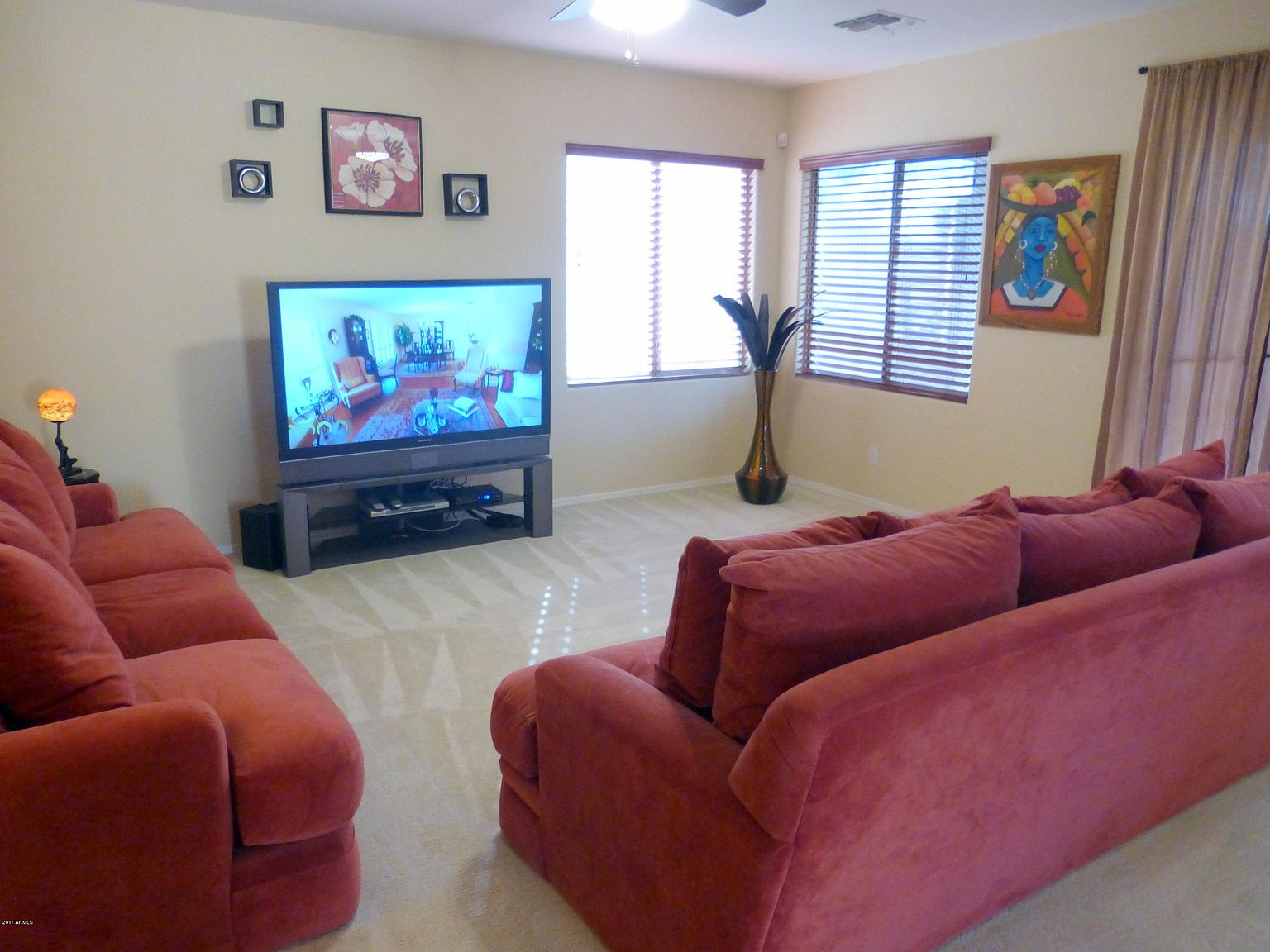 1042 N Moccasin Trl photo 5