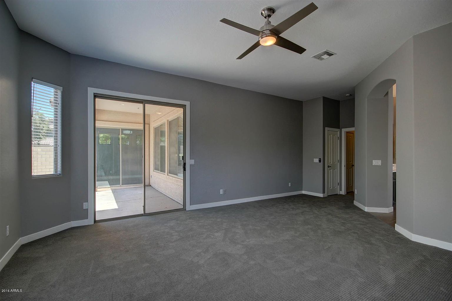 4027 E Marshall Ave photo 4