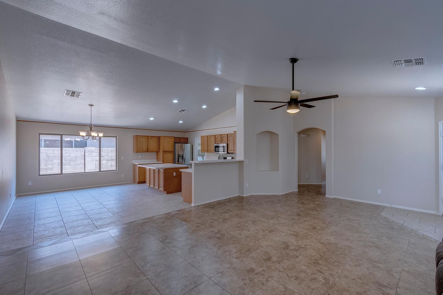 15524 N 156th Ln photo 5