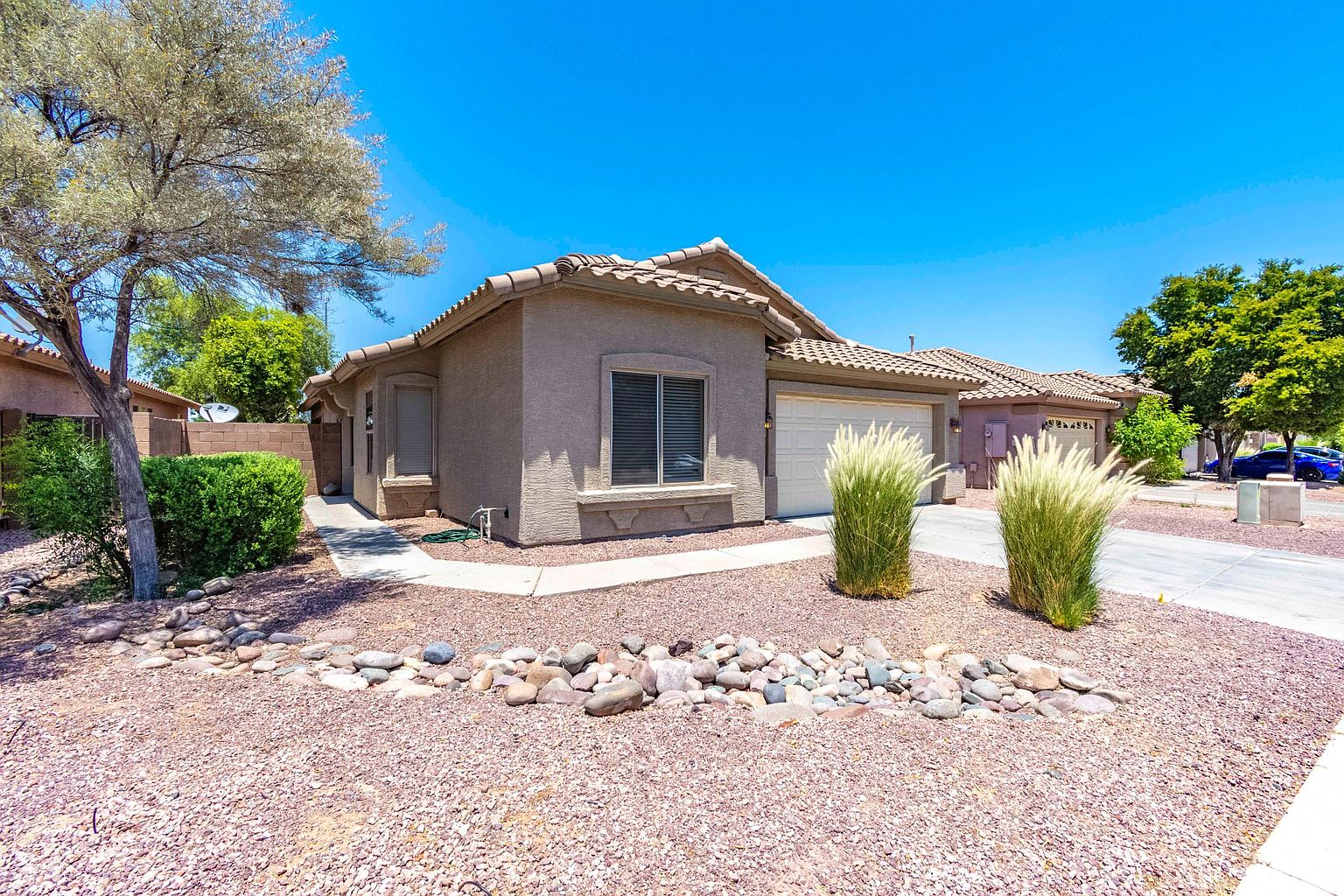 15524 N 156th Ln photo 3