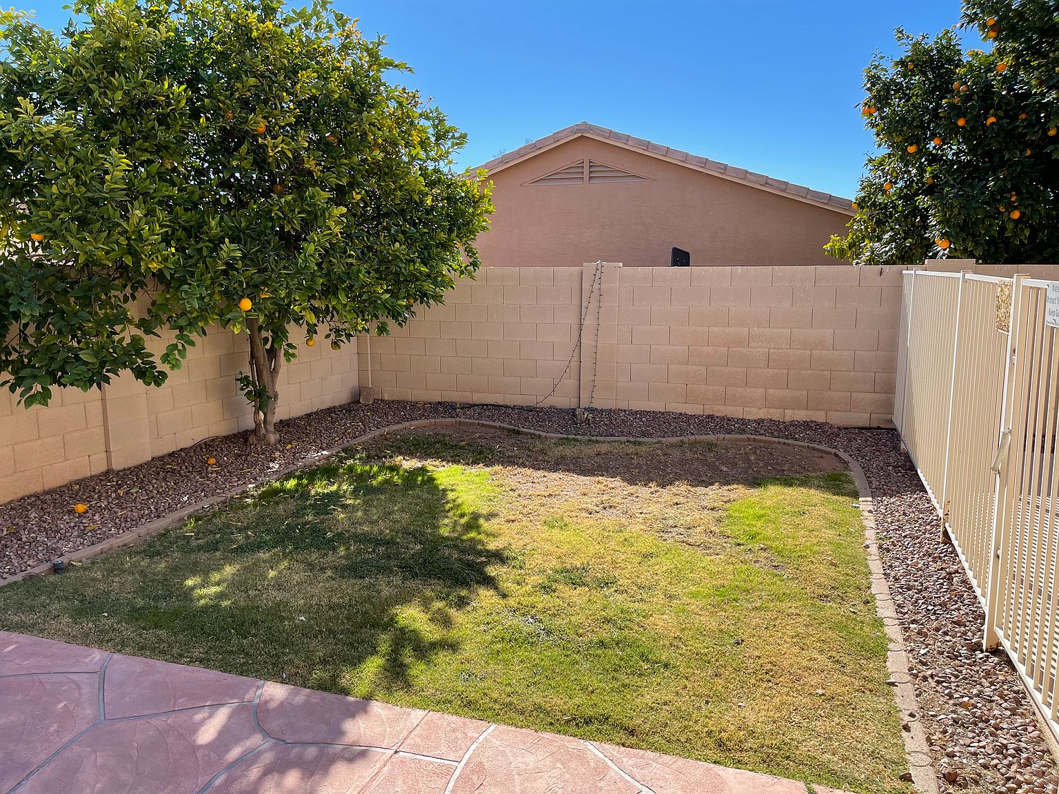 15227 W Country Gables Dr photo 5