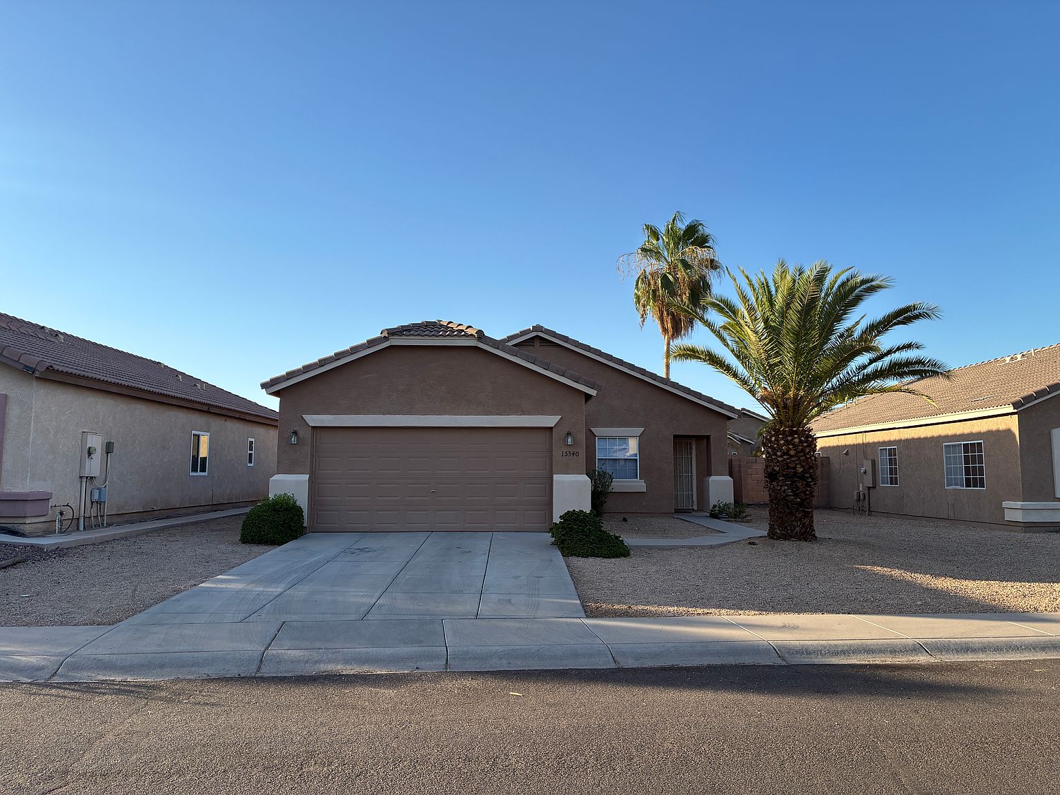 15340 W Acapulco Ln Surprise, AZ 85379 photo 3