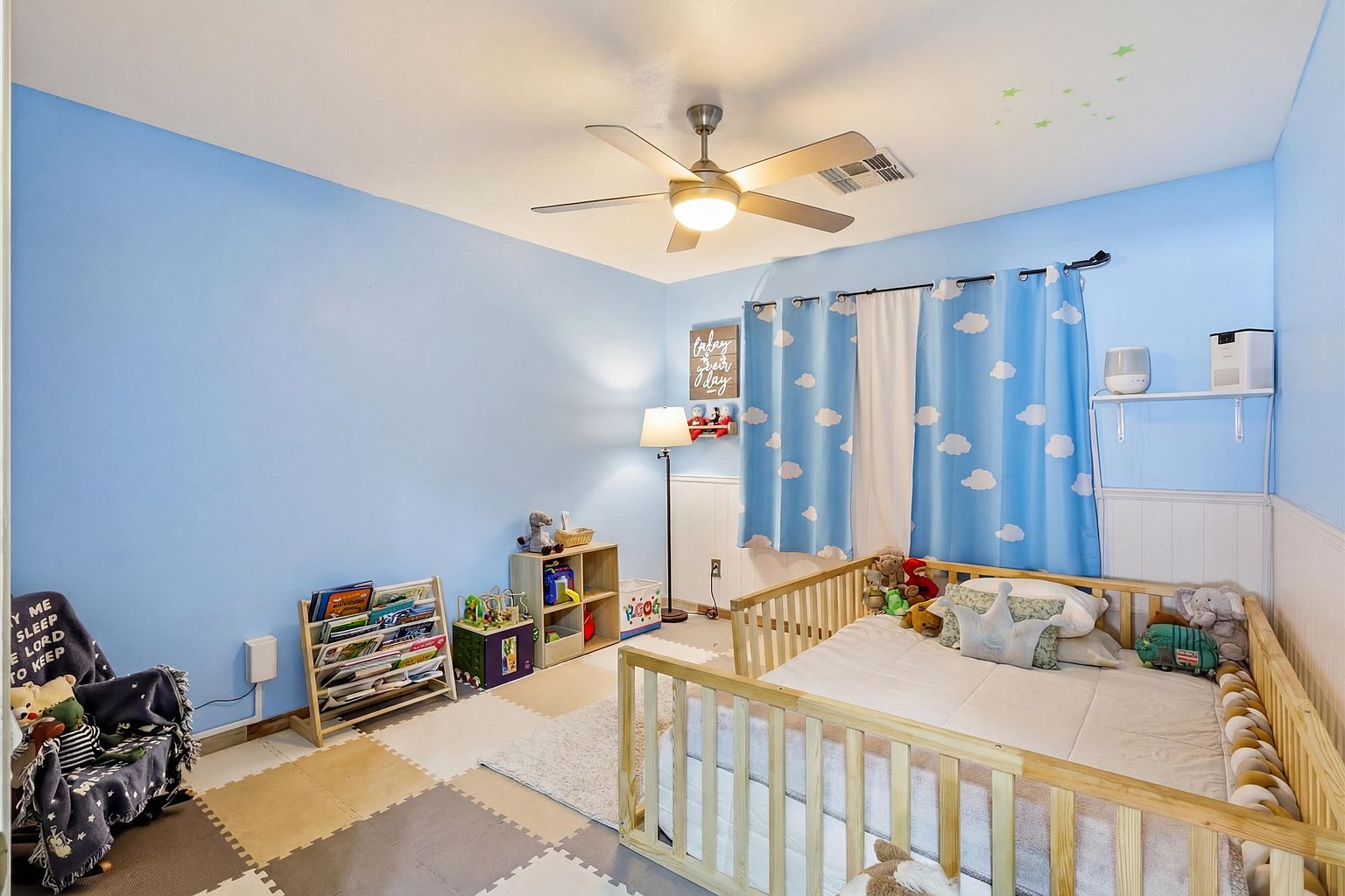 15276 W Watson Ln photo 5