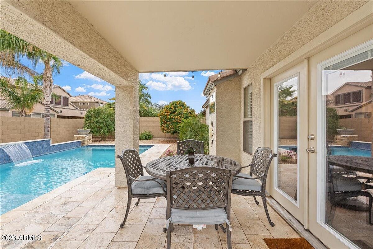 15257 W Hearn Rd Surprise, AZ 85379 photo 3