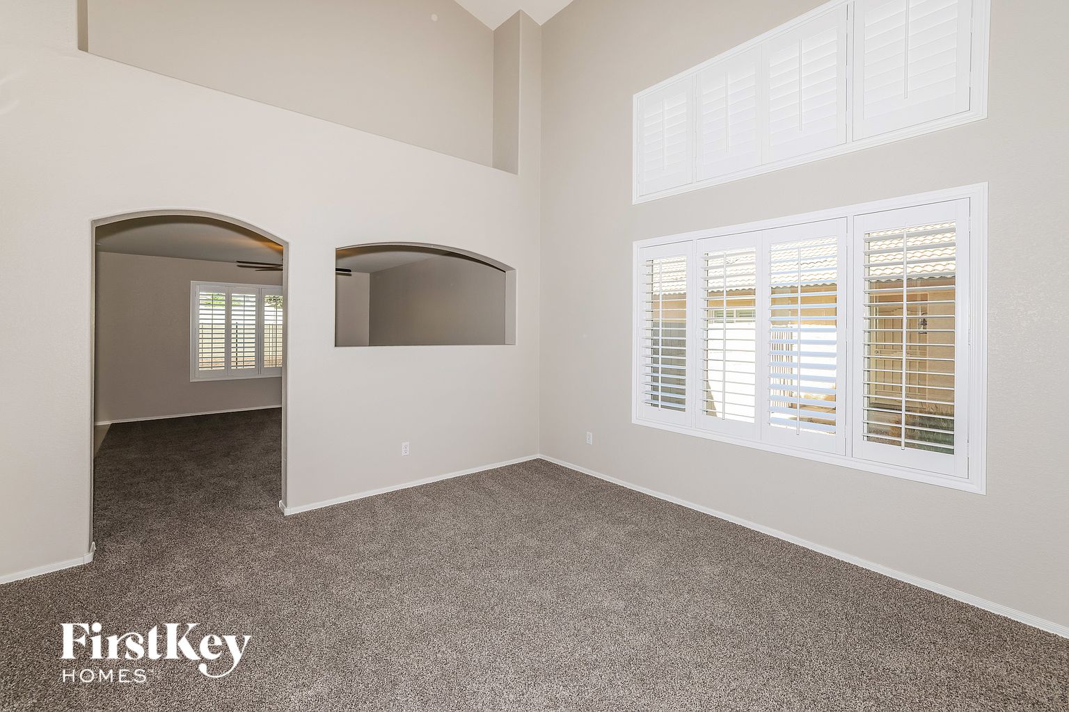 13046 W Cheery Lynn Rd photo 5