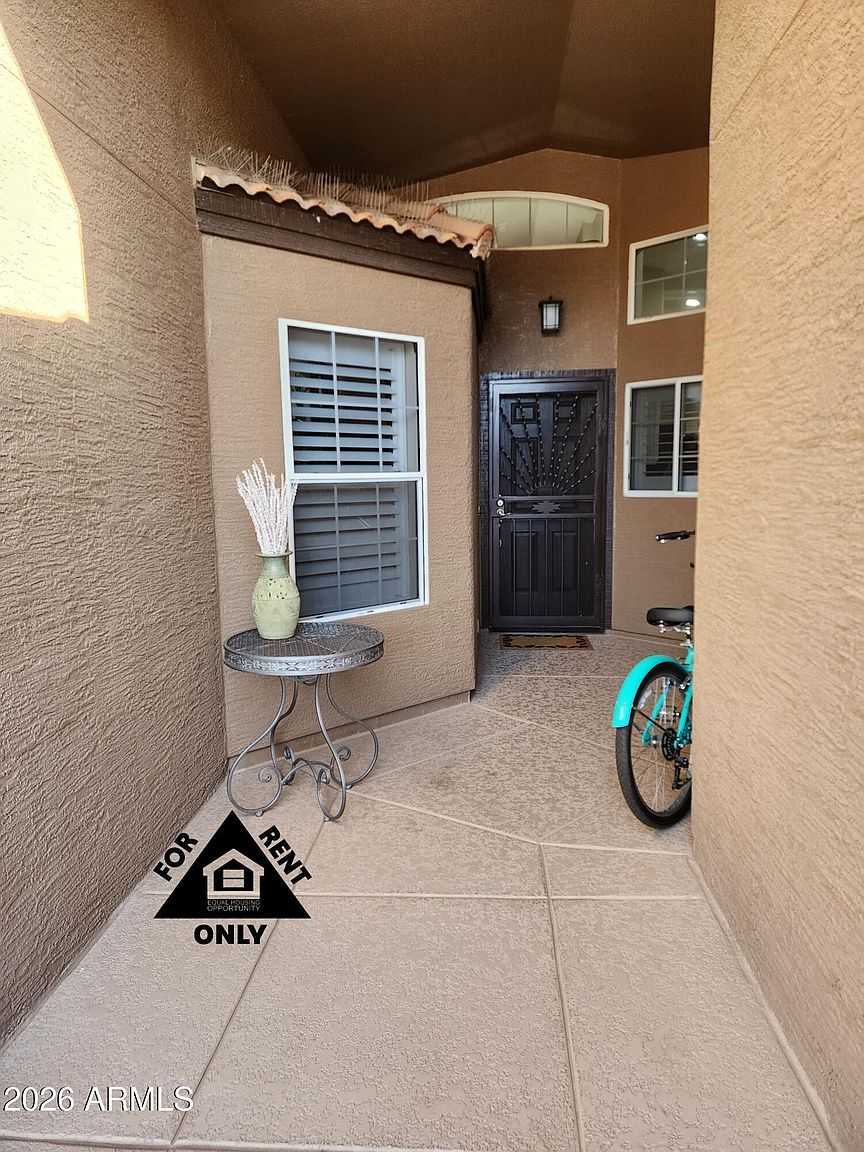 15548 W Catalina Dr Goodyear, AZ 85395 photo 5