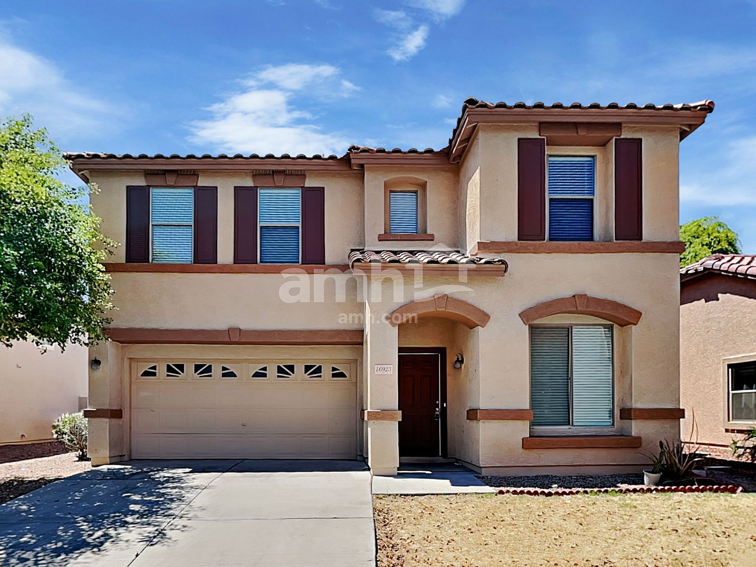 16923 W Central St Surprise, AZ 85388 photo 2