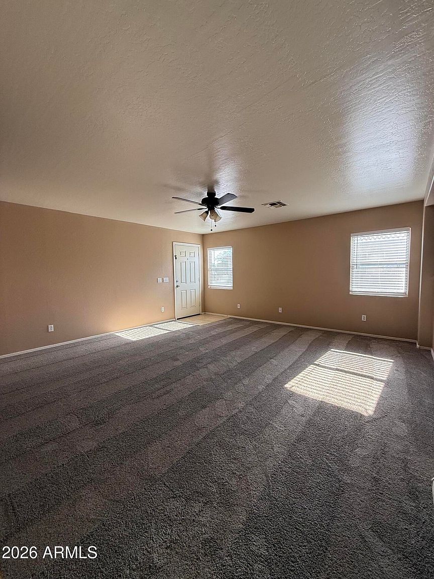 12622 W Corrine Dr photo 4