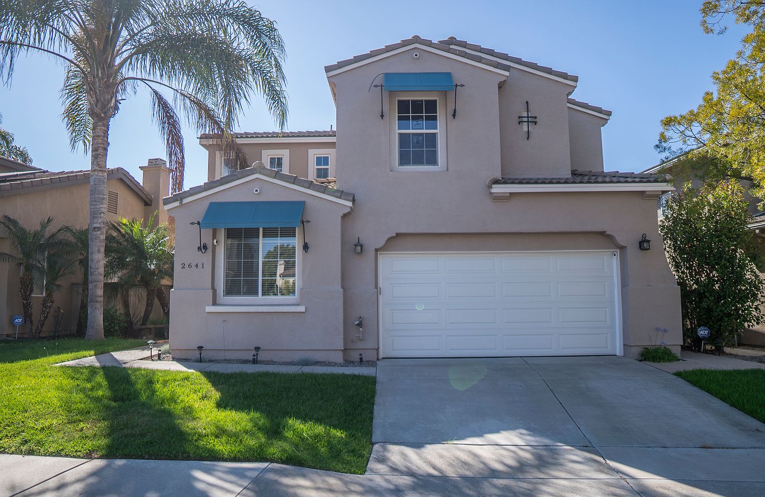 2641 Lightning Trail Ln photo 2