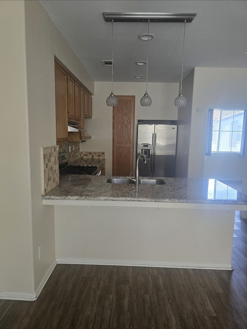6012 Paseo Salinero photo 3