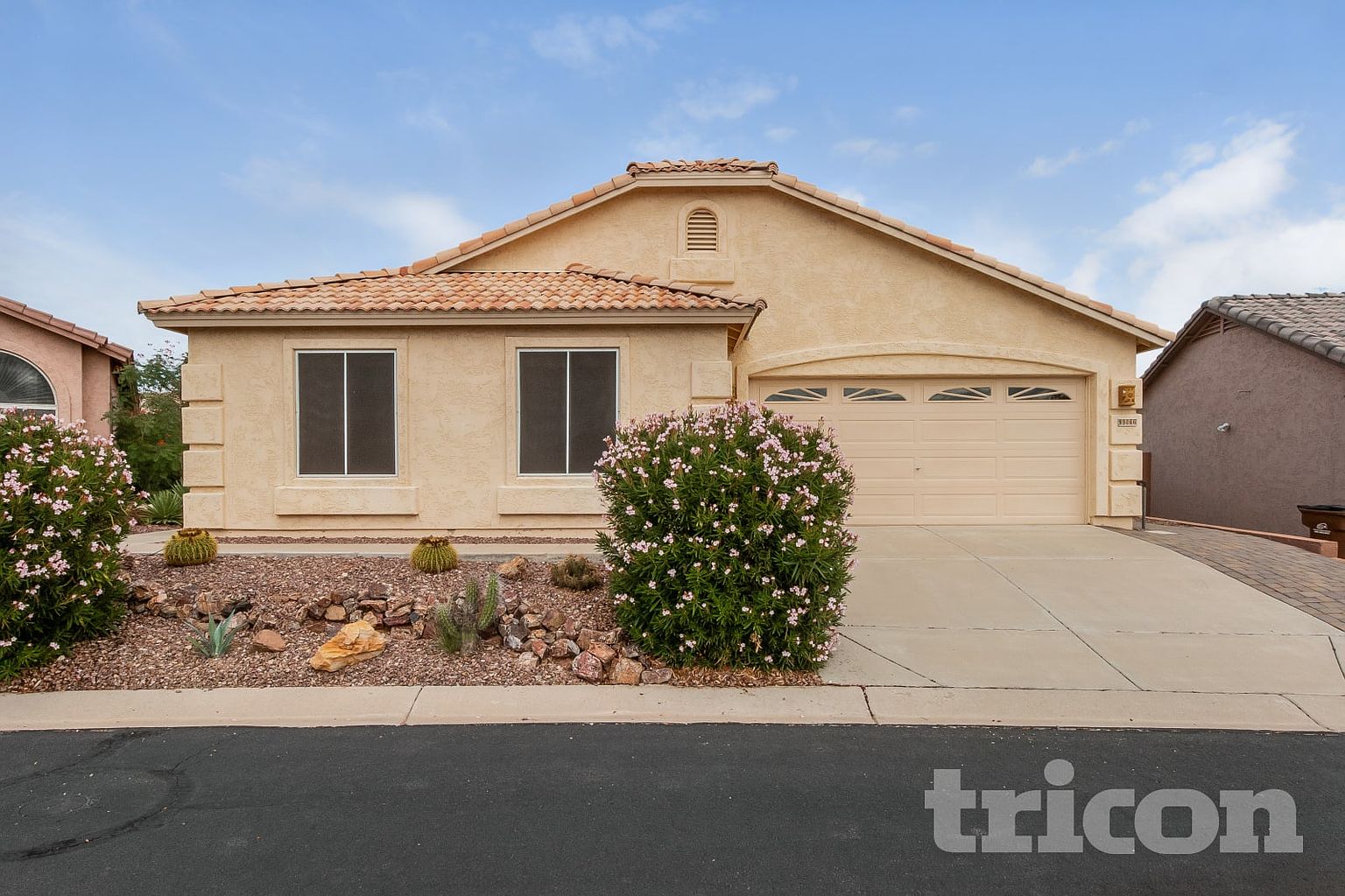 9066 E Cedar Basin Lane photo 2