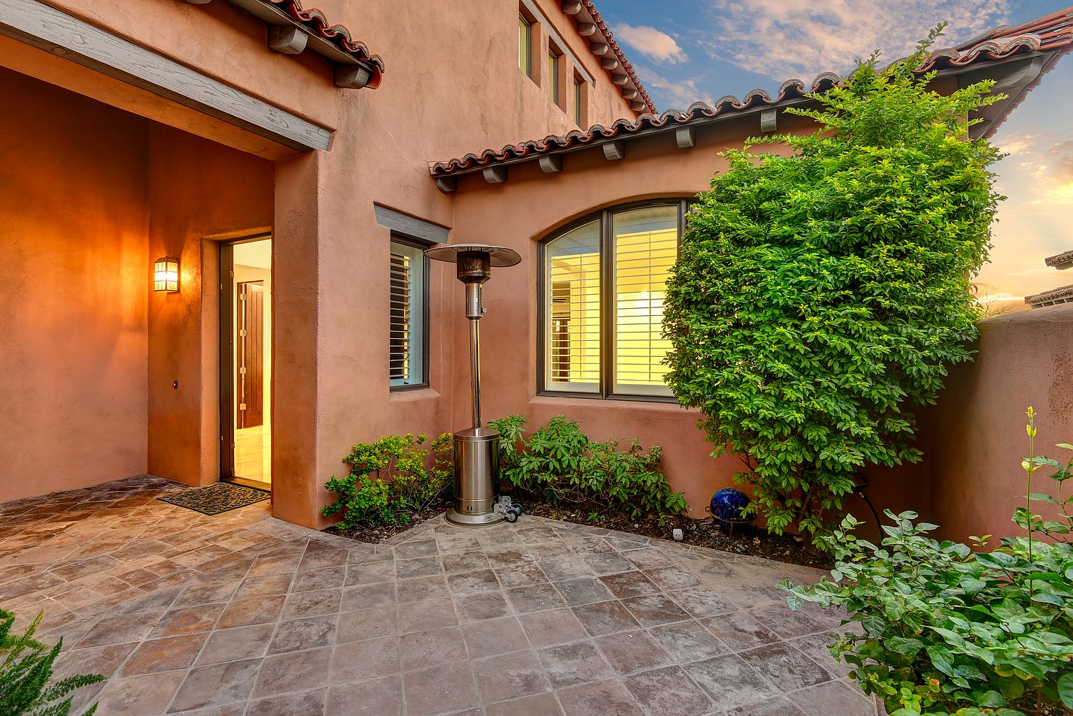 7418 E Golden Eagle Cir photo 3