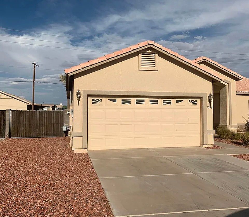 1546 N Mimosa Way photo 2