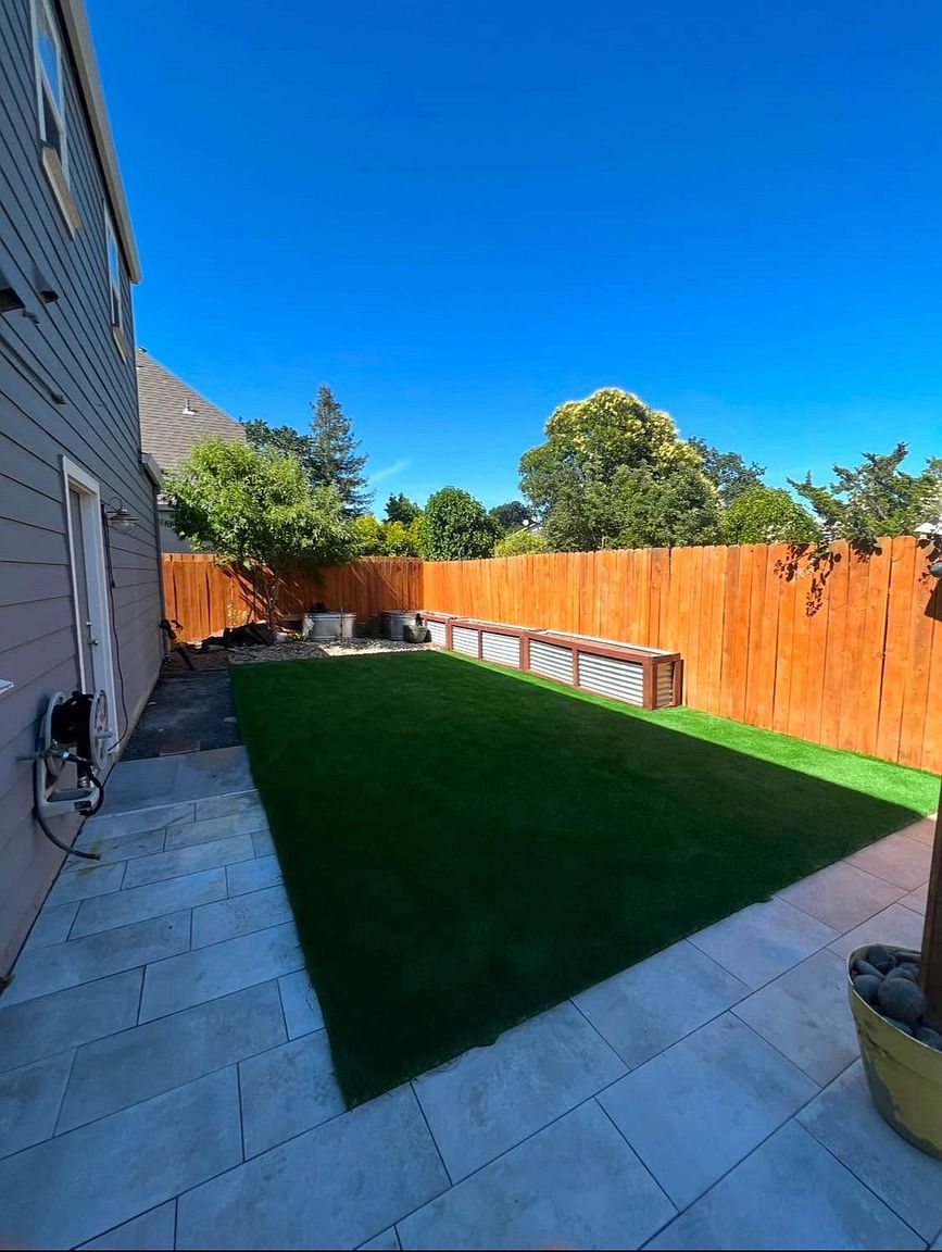 1863 Malibu Cir photo 4