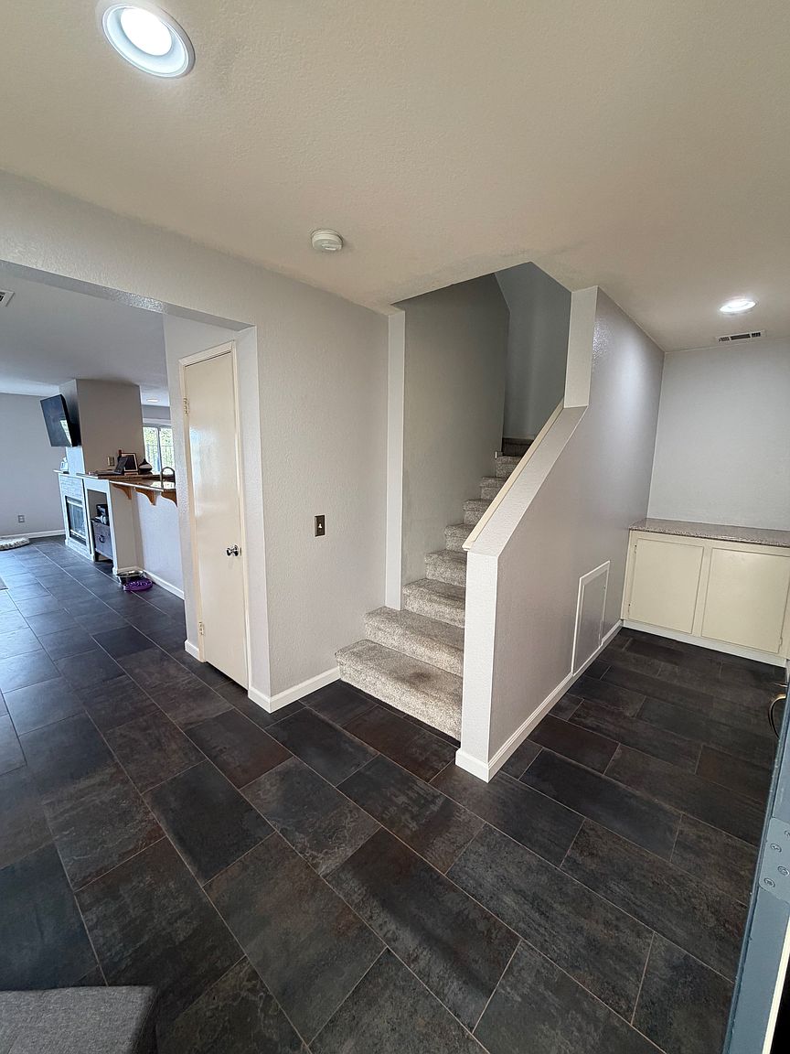 5005 Codorniz Way photo 4