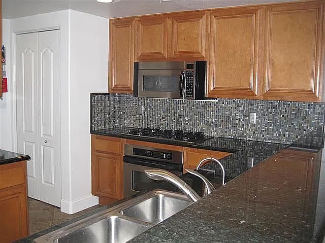 1501 India St photo 3