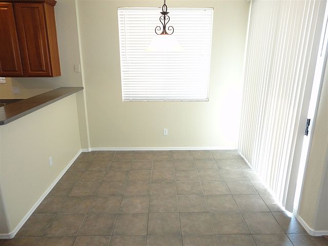 1211 S Mansard Mesa, AZ 85209 photo 4