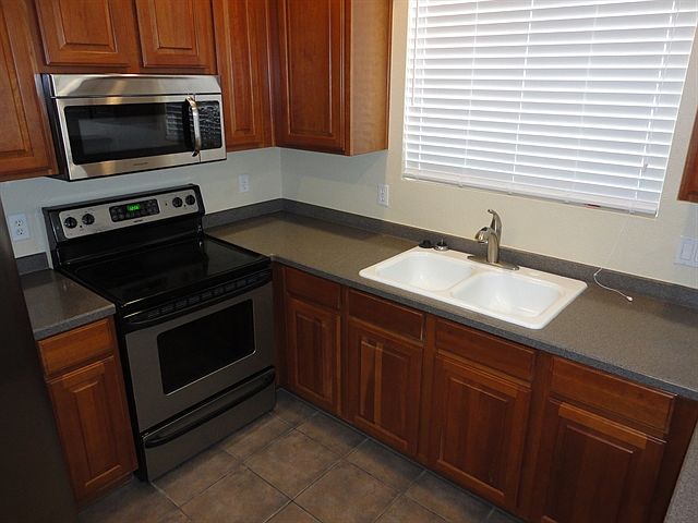 1211 S Mansard Mesa, AZ 85209 photo 2