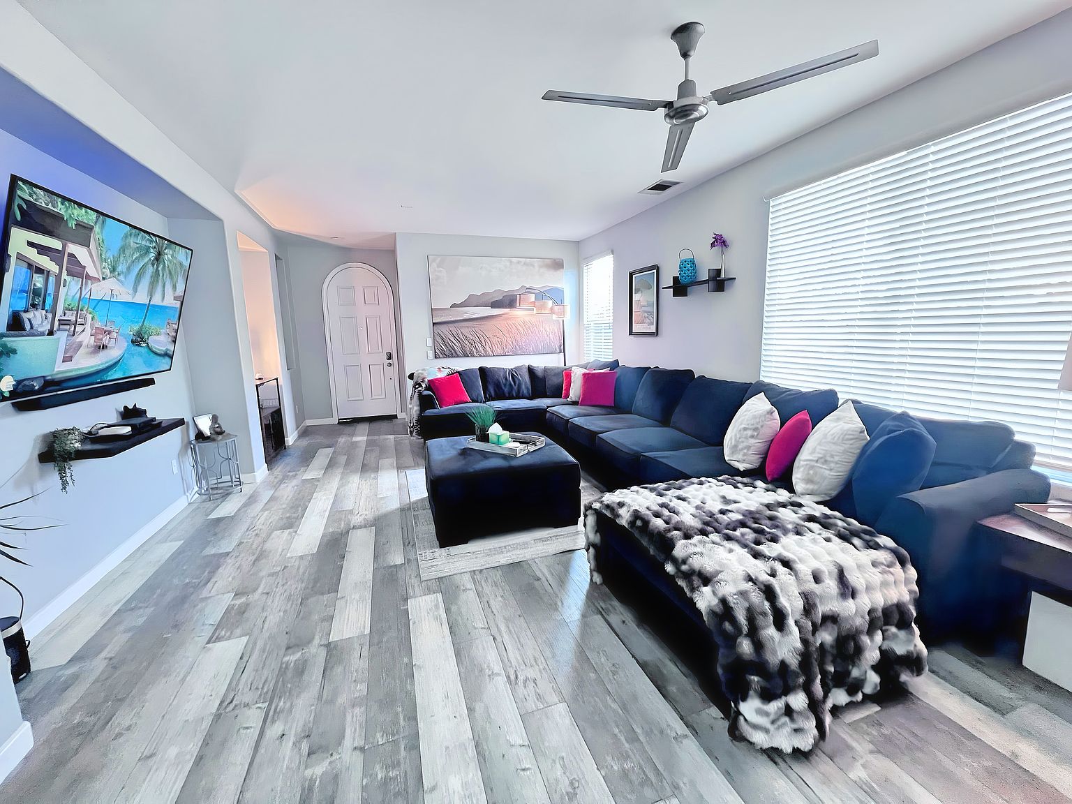 6574 Dandelion Way photo 4