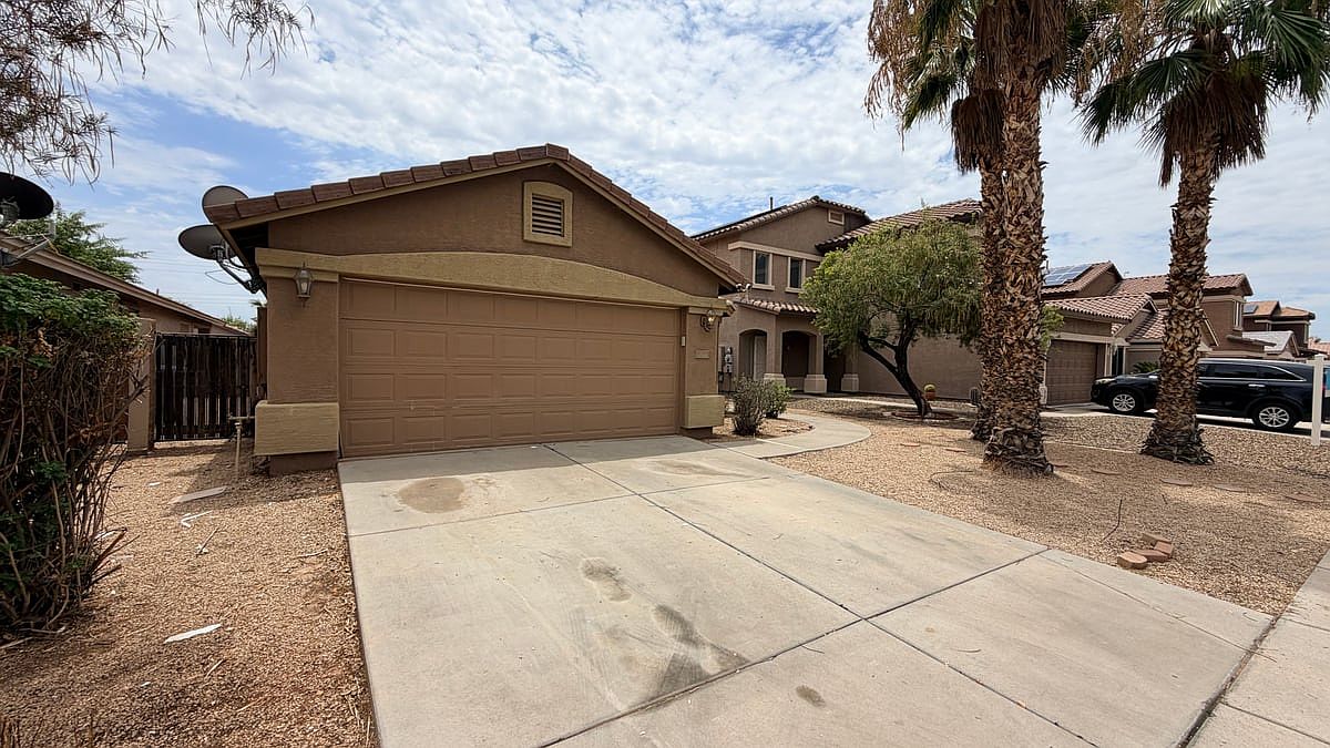 12941 W Bloomfield Rd El Mirage, AZ 85335 photo 3