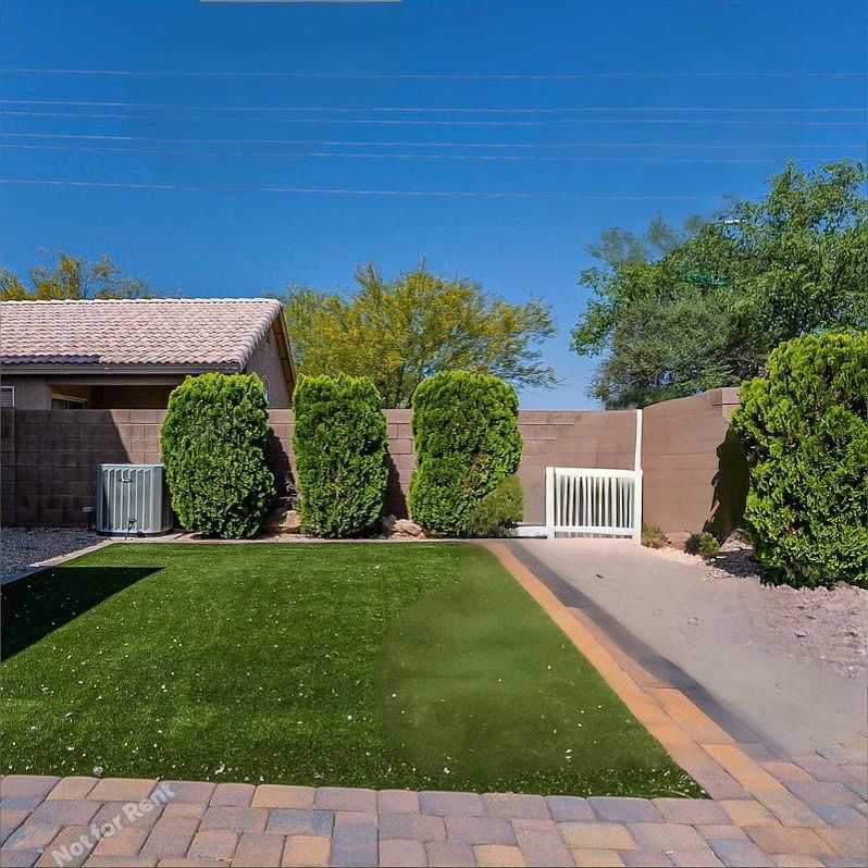 3206 E Kristal Way photo 3