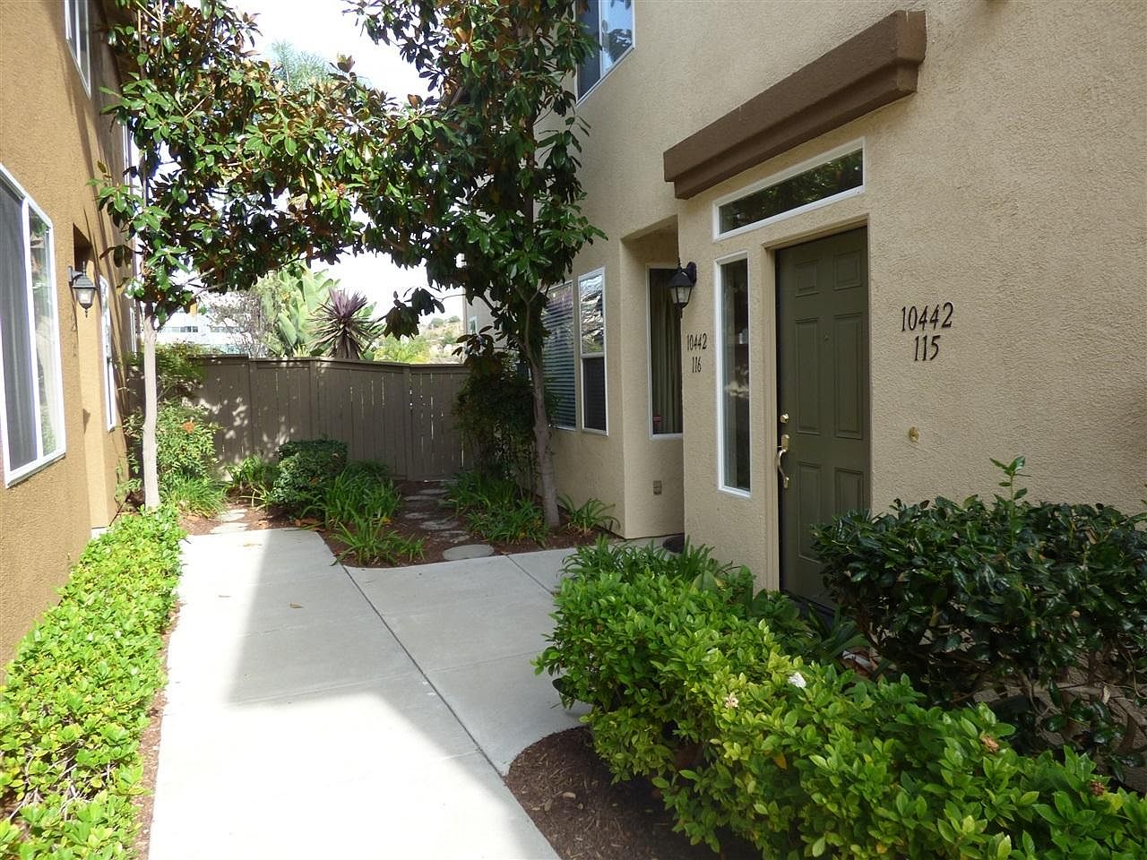 10442 Scripps Poway Pkwy photo 2