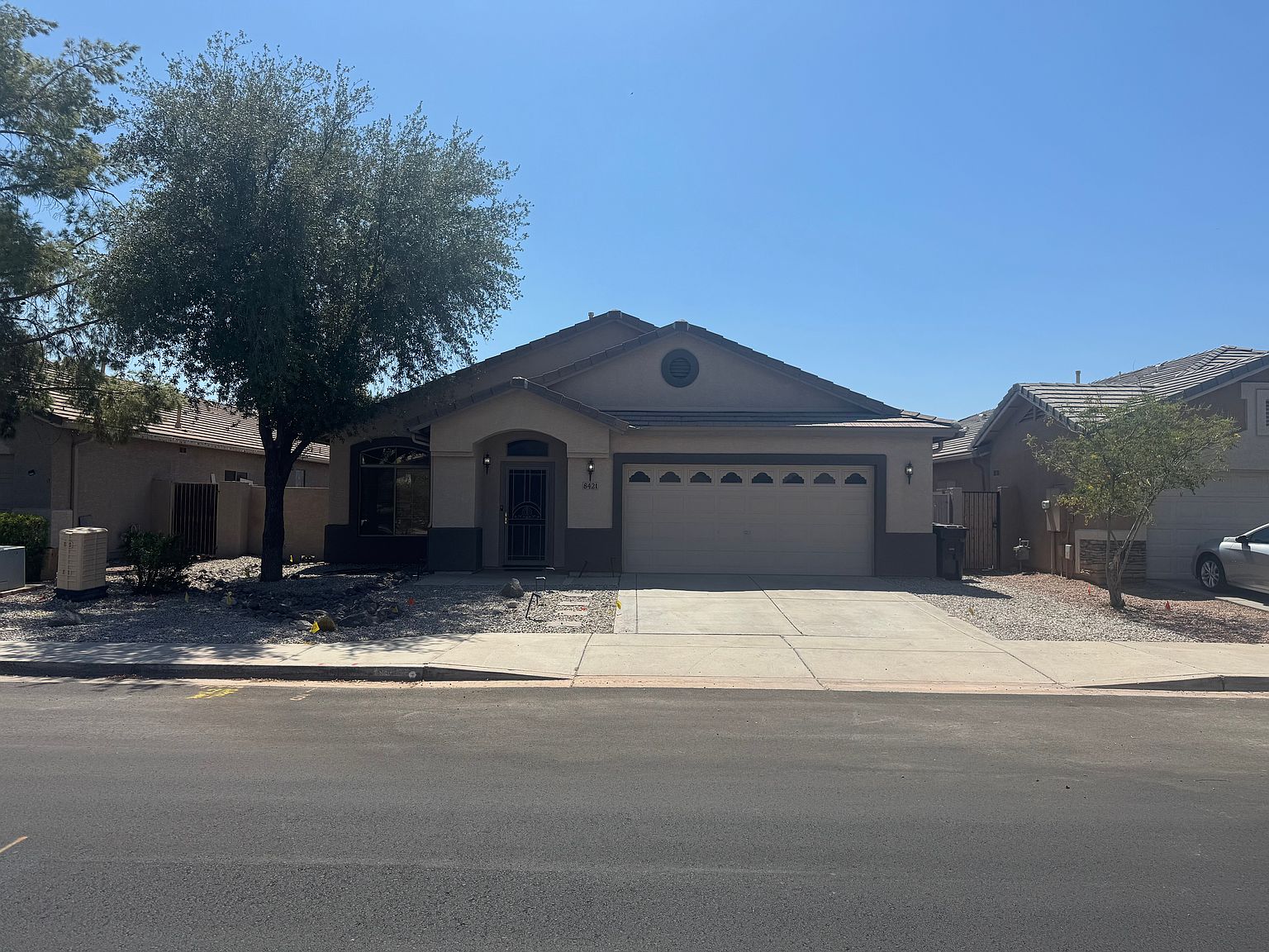 8421 W Mohave St photo 2