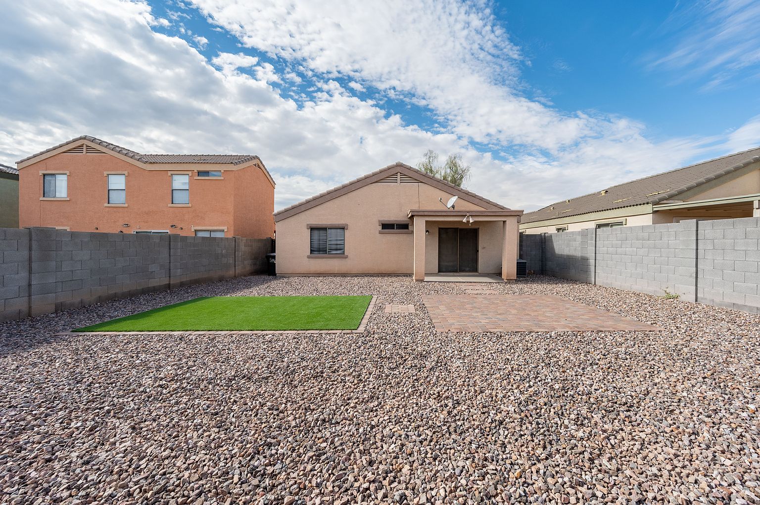 12829 N 127th Ln photo 2
