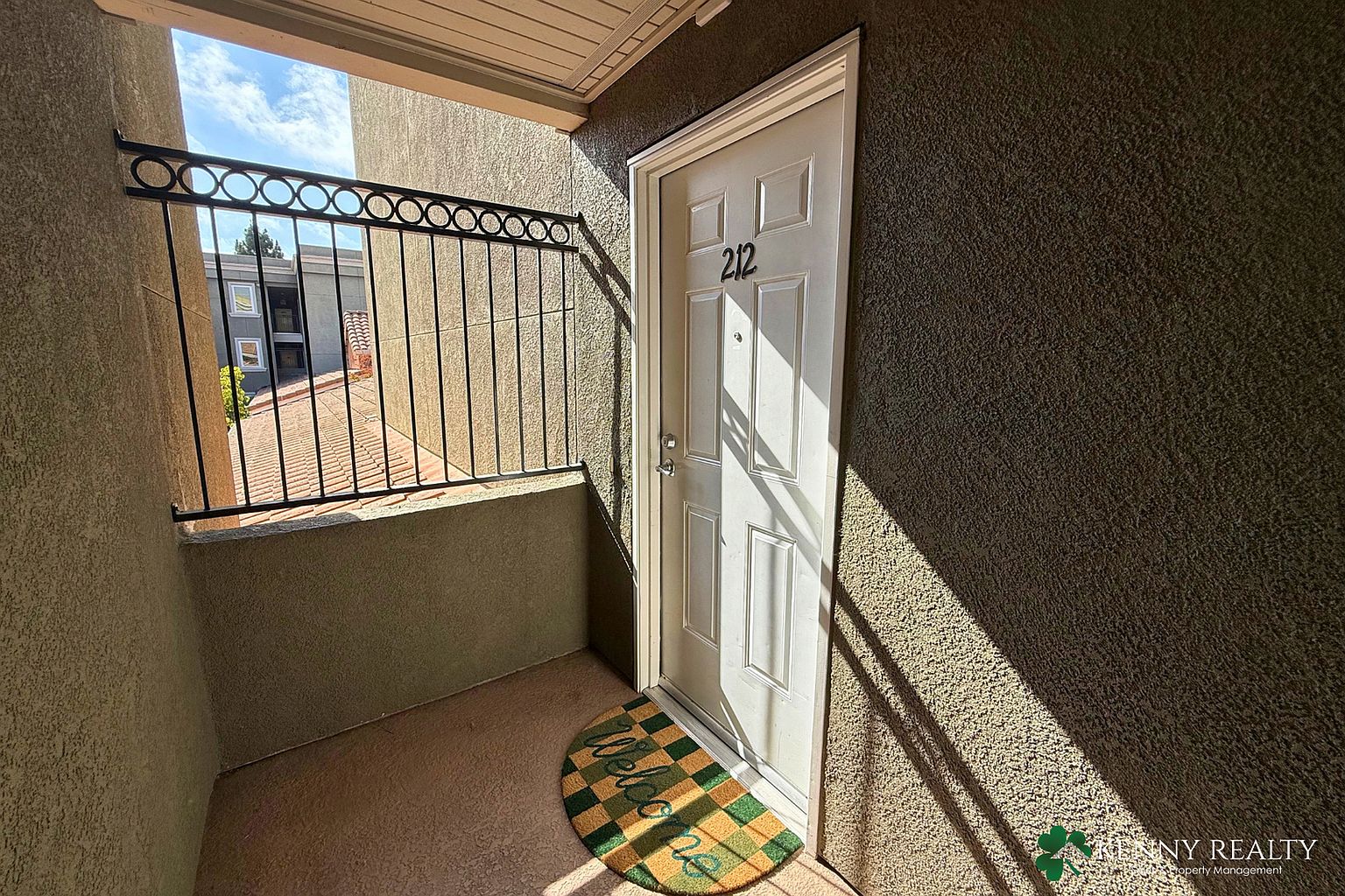 1BR/1BA Single Family House on S Norfolk St · San Mateo photo 3