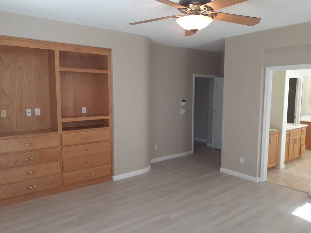 2998 Jackson Ave photo 5