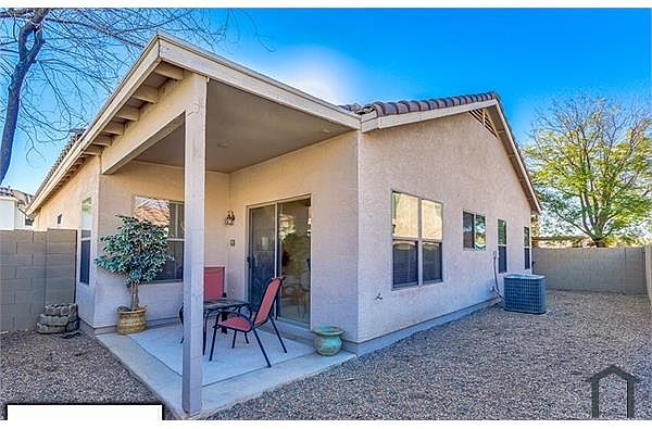 1030 S Firehole Dr photo 4