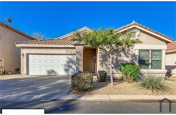 1030 S Firehole Dr photo 3