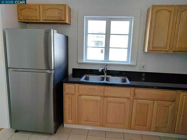 2810 Martin Luther King Jr Way photo 5