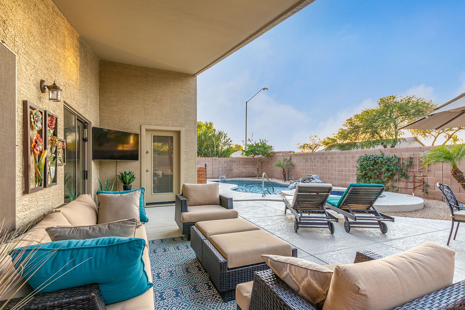 5514 N Ormondo Way photo 3