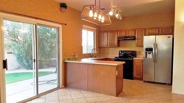 4166 E Betsy Ln photo 2
