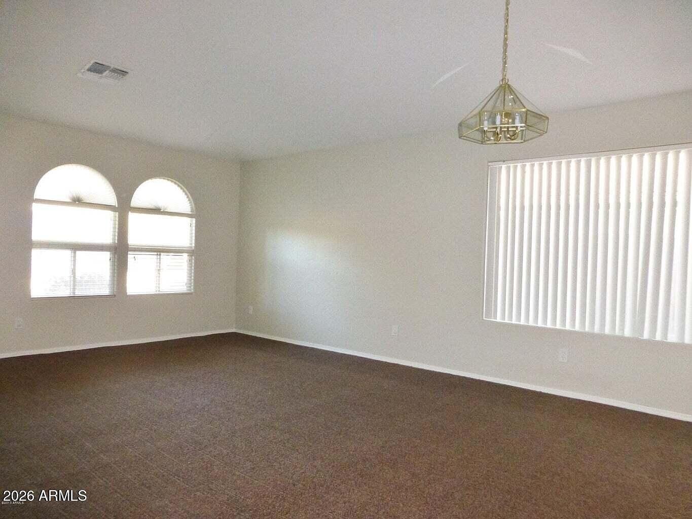 15125 W Adams St photo 5